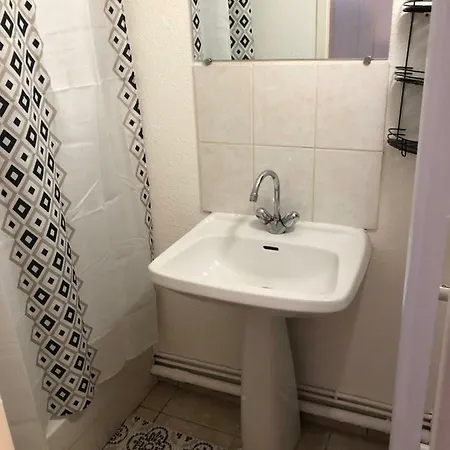 Formica 342 Lägenhet Sète